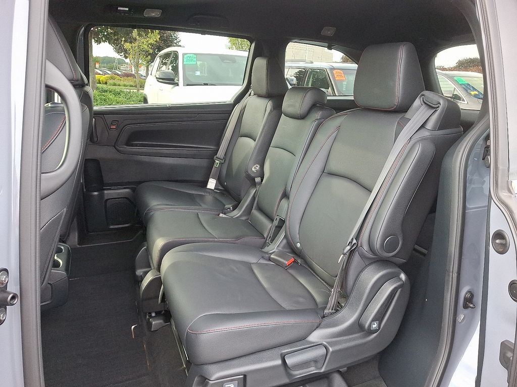 2024 Honda Odyssey Sport photo 10