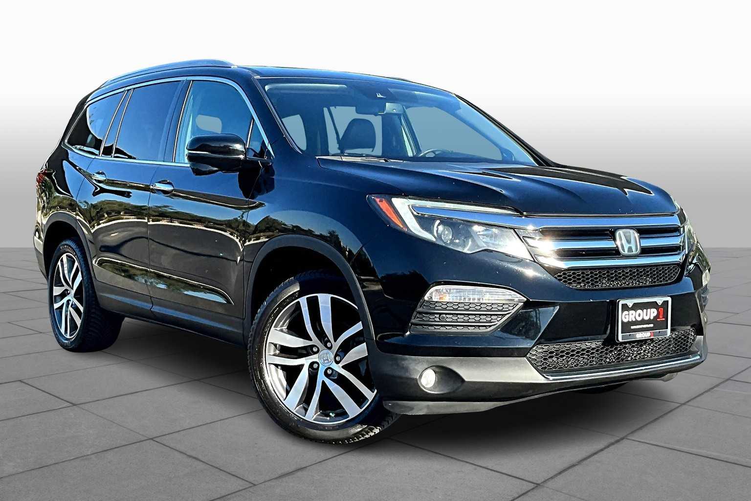 Used 2018 Honda Pilot Touring with VIN 5FNYF6H93JB042415 for sale in Cedar Park, TX