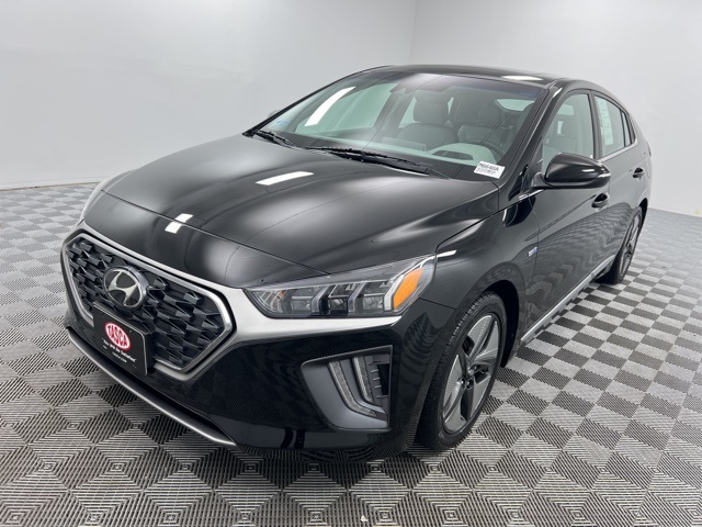 2020 Hyundai Ioniq SEL photo 2