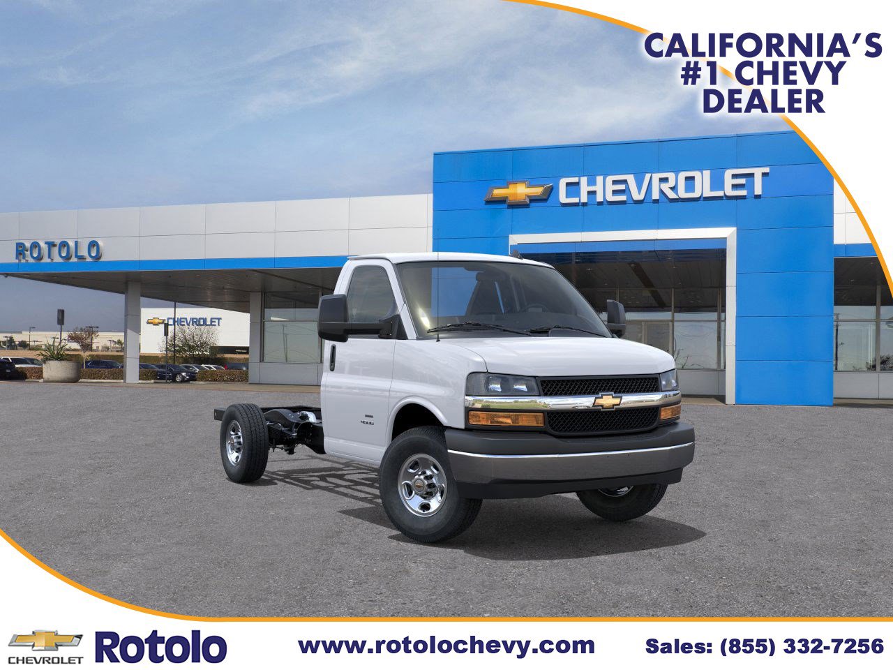2025 Chevrolet Express Cutaway Base's photo