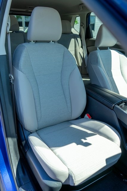 2022 Nissan Rogue SV photo 8