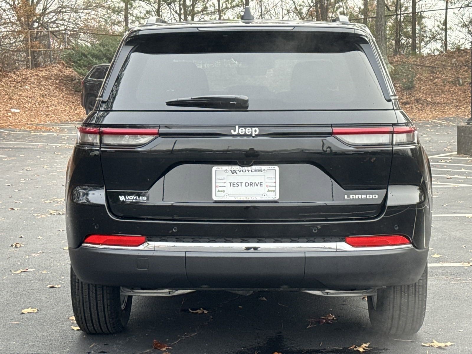 2025 Jeep Grand Cherokee Laredo X photo 4