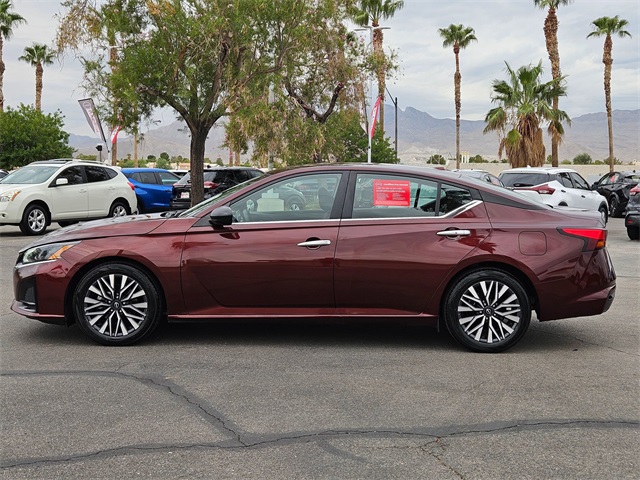 2024 Nissan Altima 2.5 SV photo 13