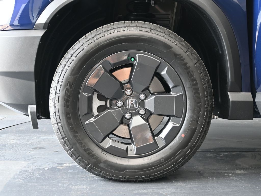 2026 Honda Passport photo 8