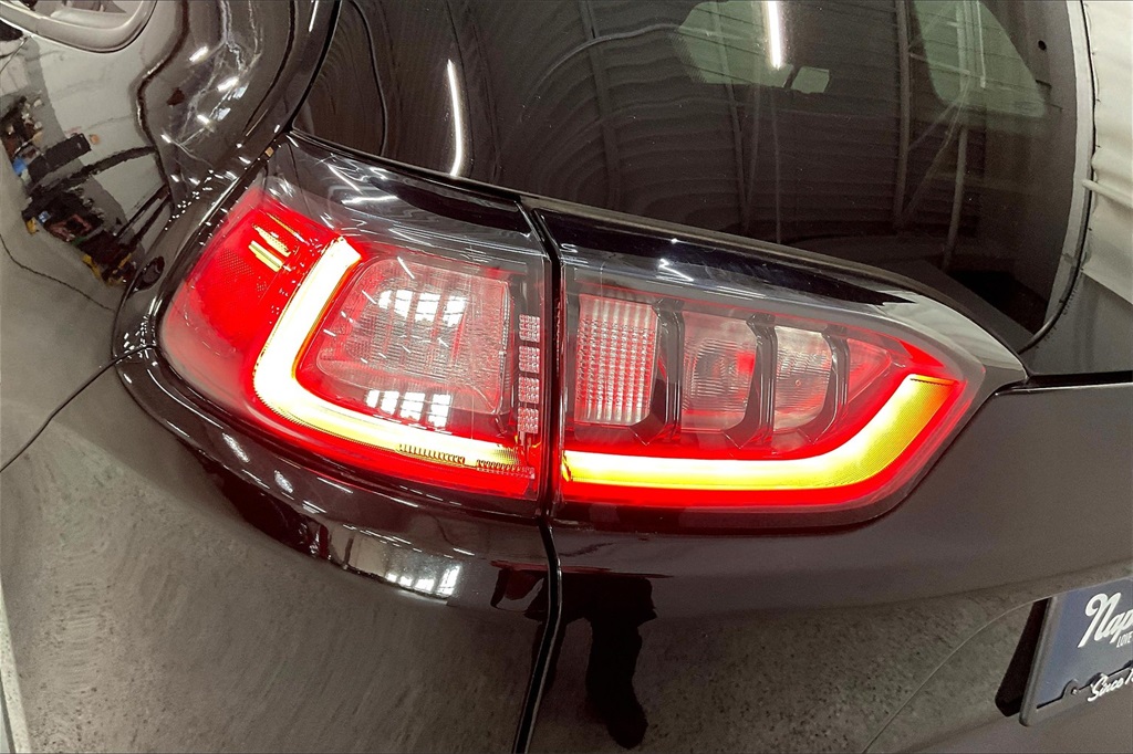 2022 JEEP CHEROKEE - Image 29