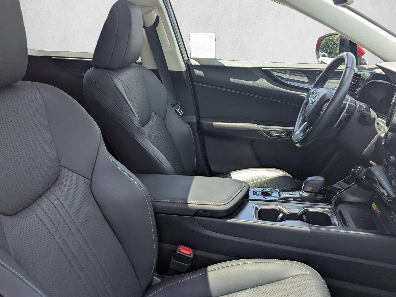 2022 Lexus NX 350h Premium photo 20
