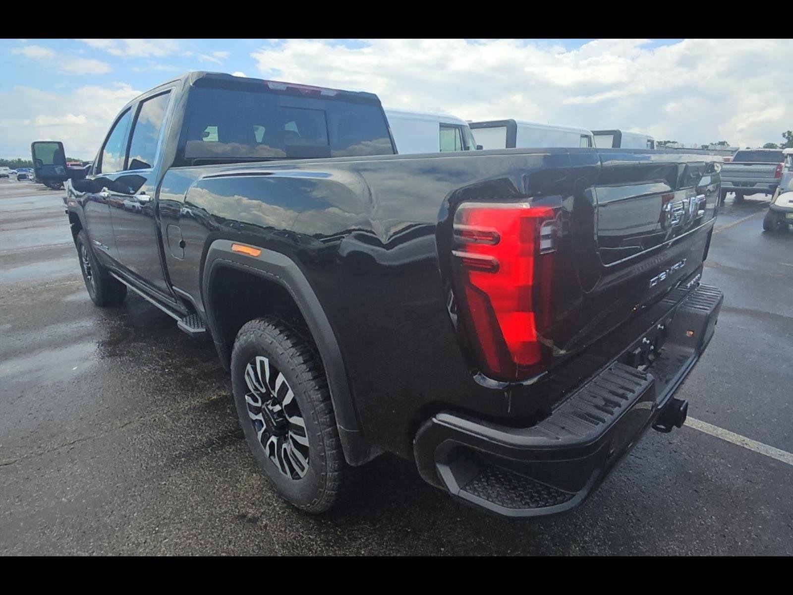 2025 Gmc Sierra 2500 HD Denali Ultimate photo 5