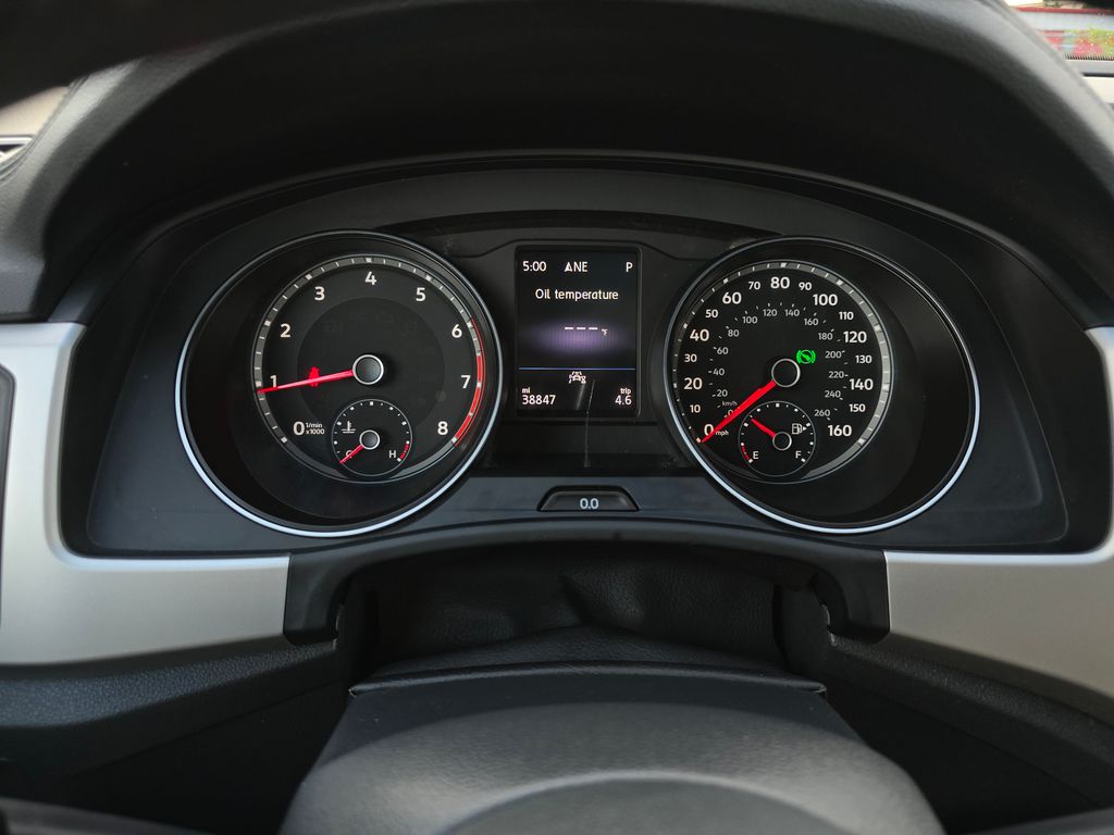 2021 Volkswagen Atlas V6 SE Technology R-Line photo 23