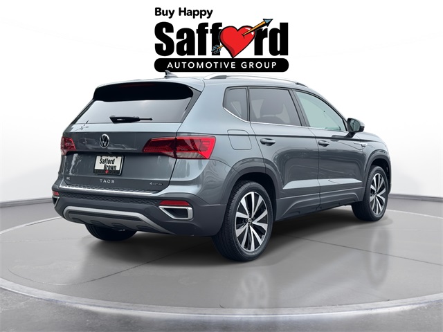 2023 Volkswagen Taos SE photo 9