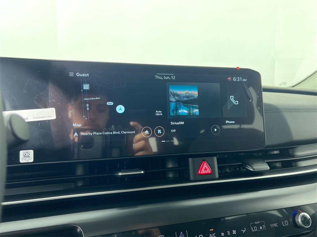 2026 Kia Carnival LX photo 25
