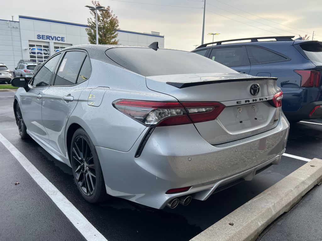 2021 Toyota Camry XSE V6 photo 4