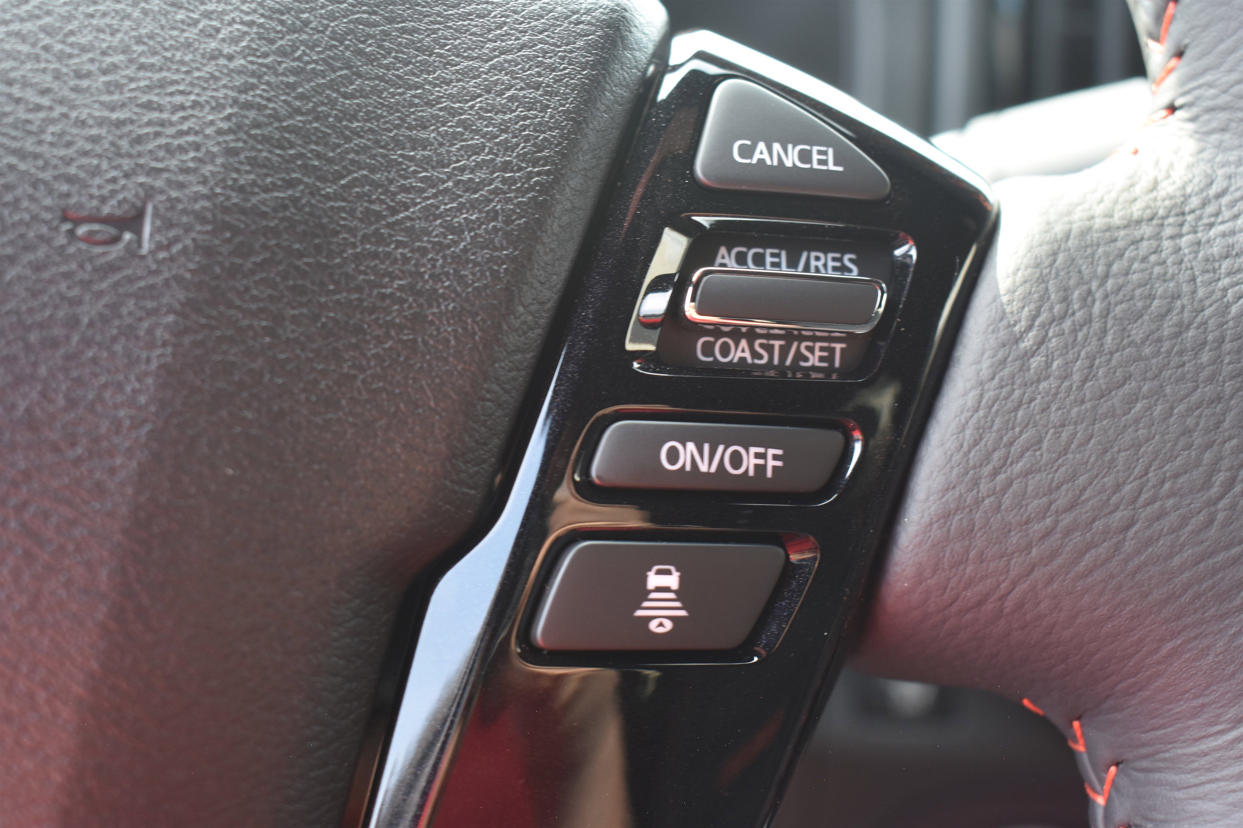 2026 Nissan Frontier PRO-4X photo 11