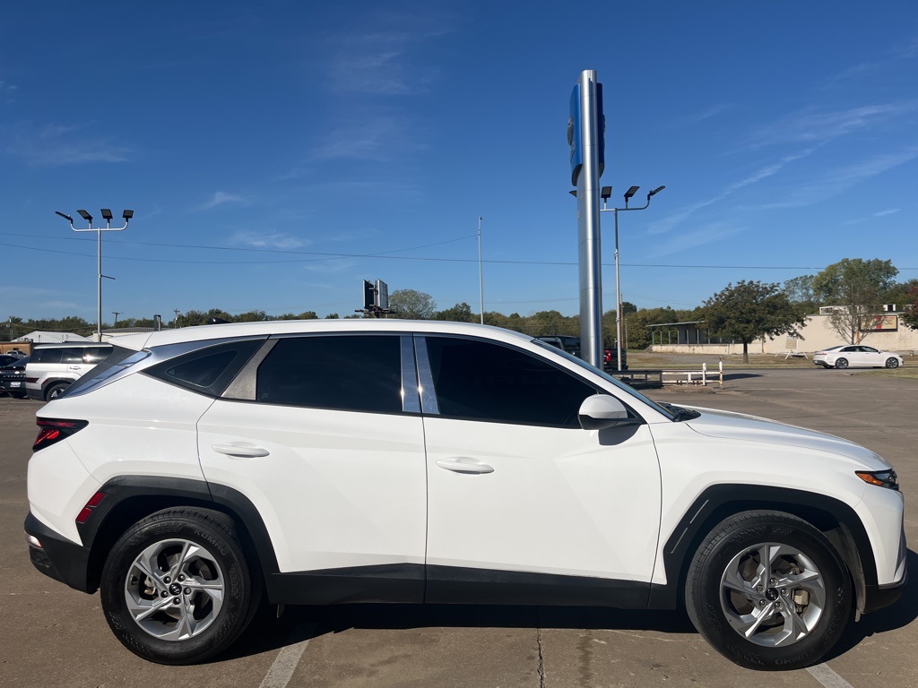 2023 Hyundai Tucson SE photo 4