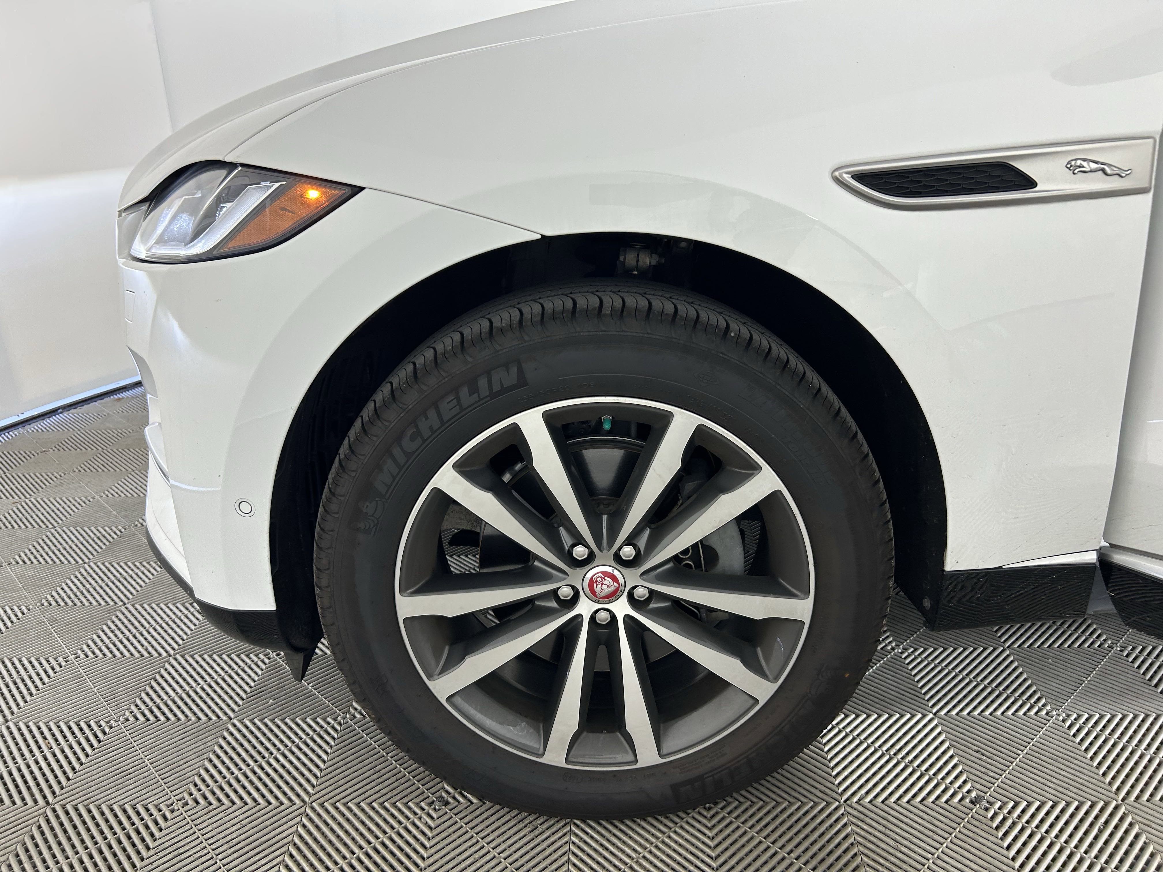 2021 Jaguar F-PACE P250 S photo 28