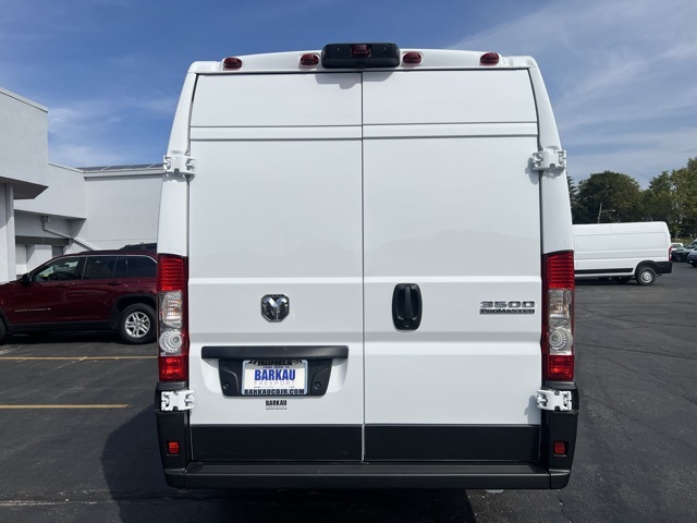 2025 Ram ProMaster 3500 photo 3