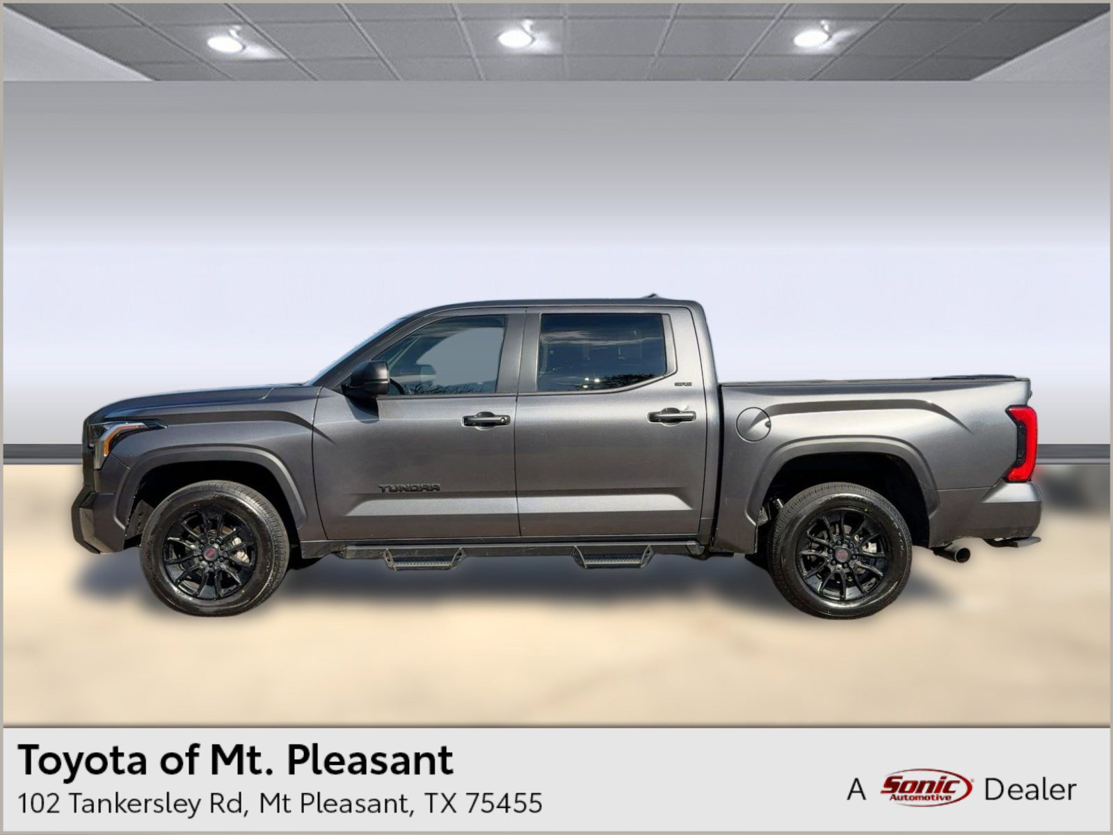 2024 Toyota Tundra SR5's photo