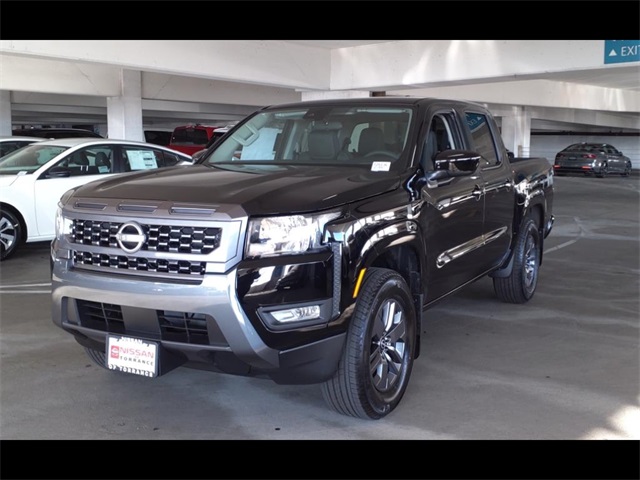 2025 Nissan Frontier SV photo 3