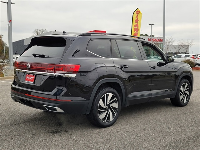 2024 Volkswagen Atlas SE Technology photo 3