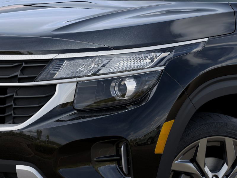 2026 Kia Seltos LX photo 8