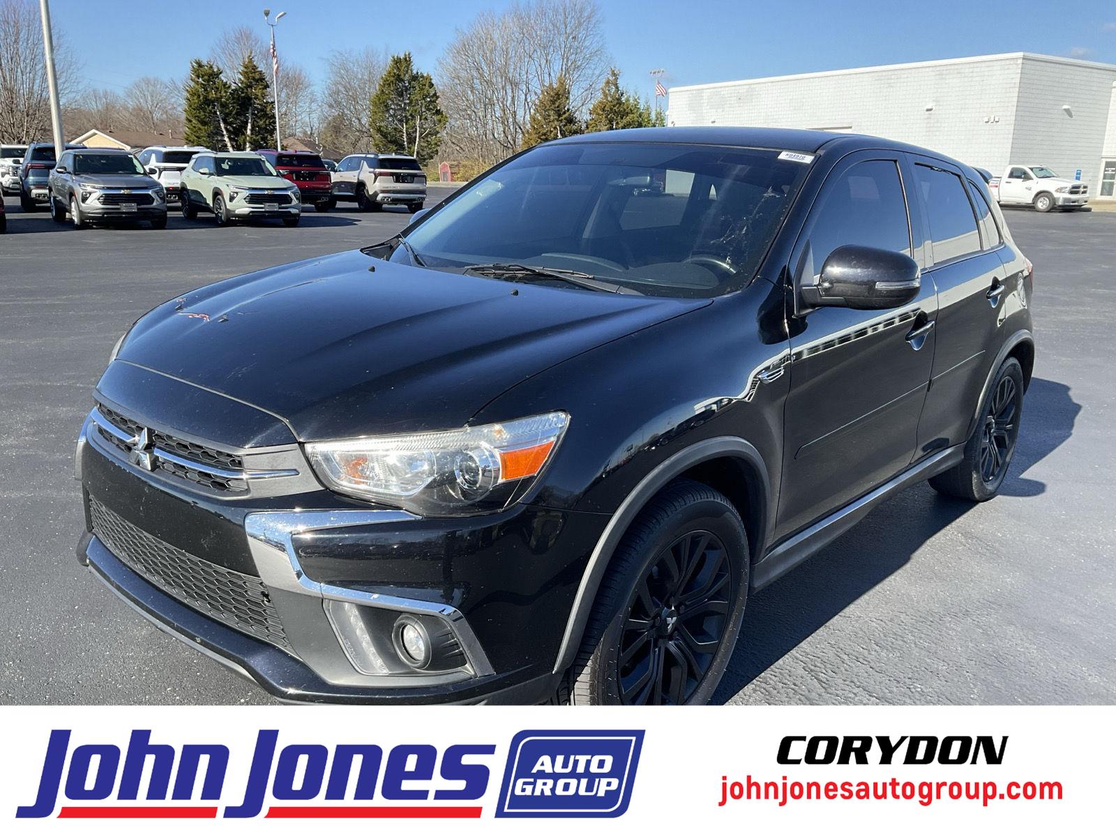 2019 Mitsubishi Outlander Sport LE's photo