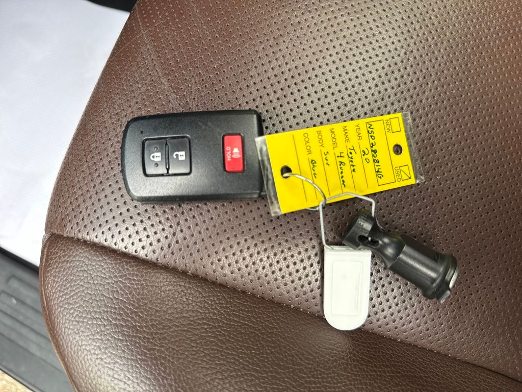 2020 Toyota 4Runner Limited photo 27