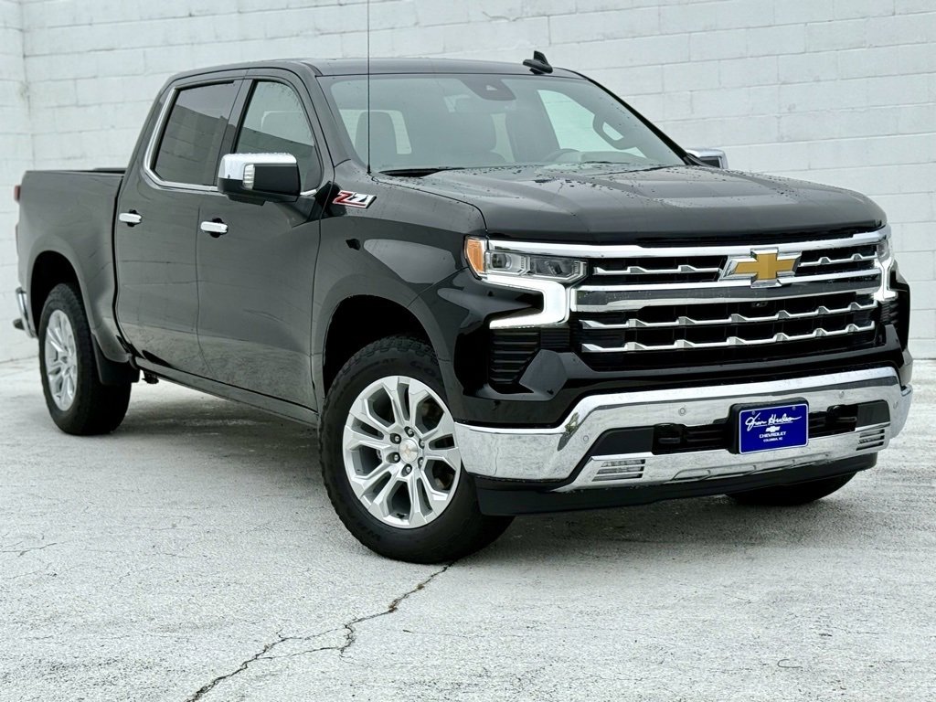 2024 Chevrolet Silverado 1500 LTZ photo 2