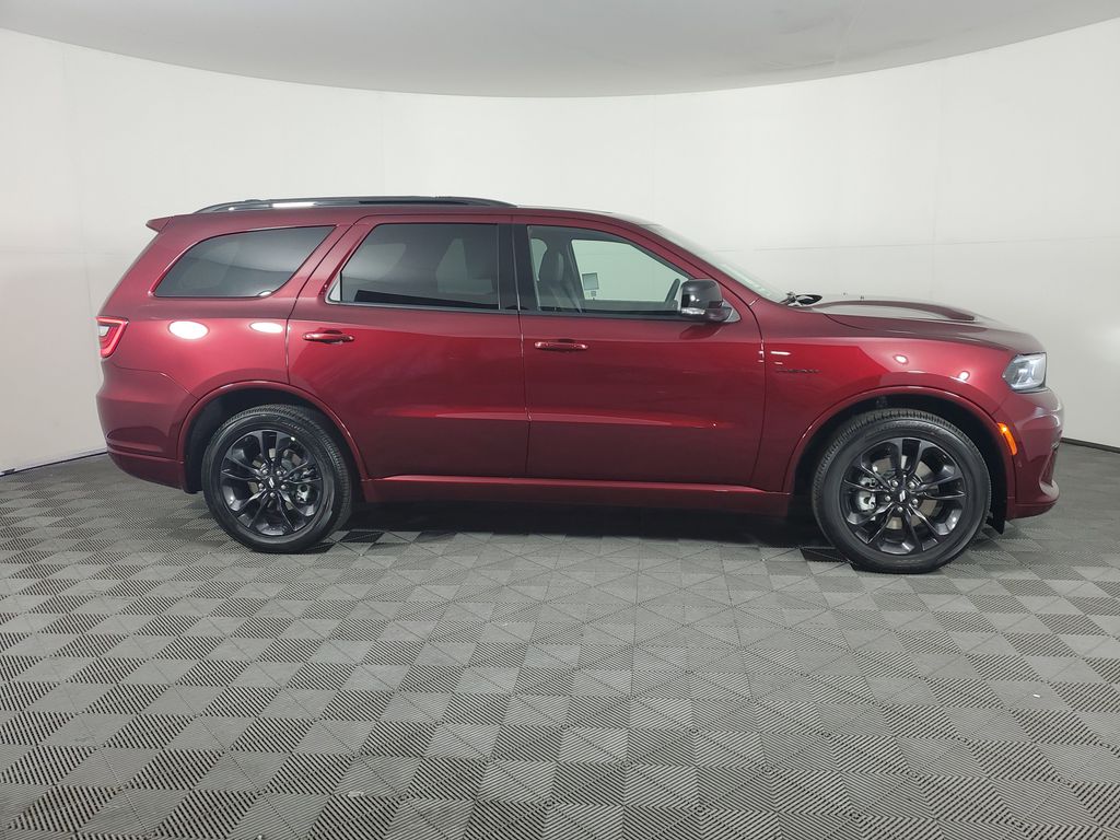 2025 Dodge Durango R/T Plus photo 3