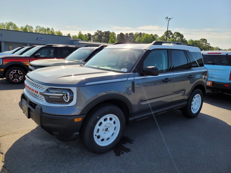 2025 Ford Bronco Sport Heritage photo 3