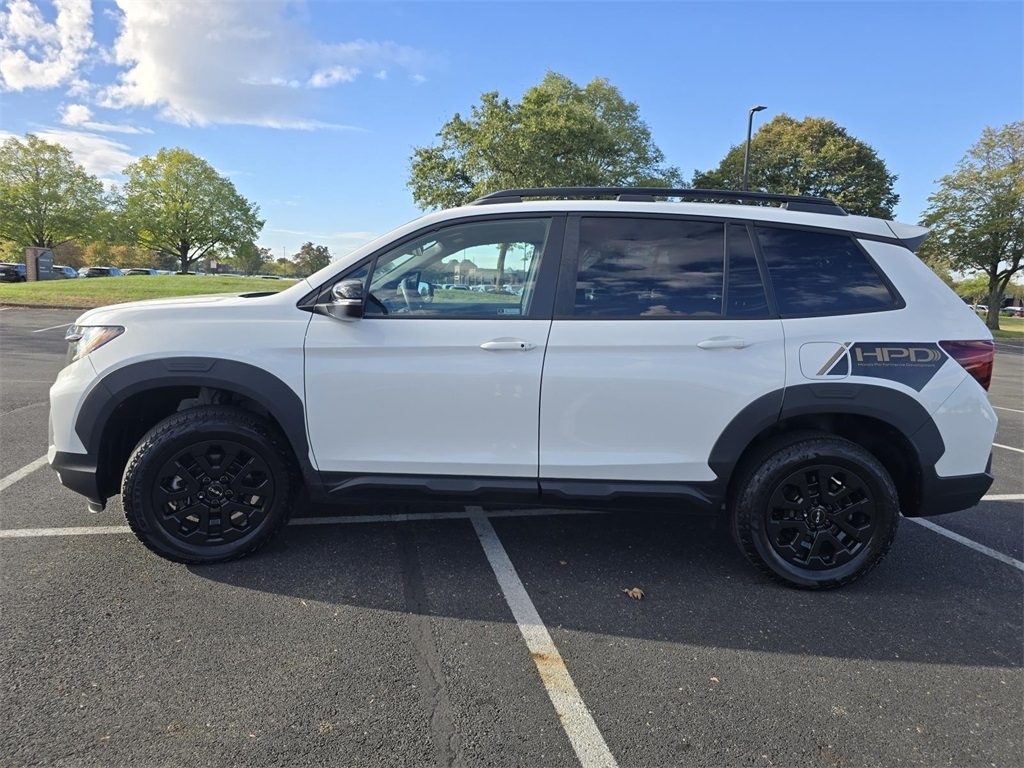 2022 Honda Passport TrailSport photo 12