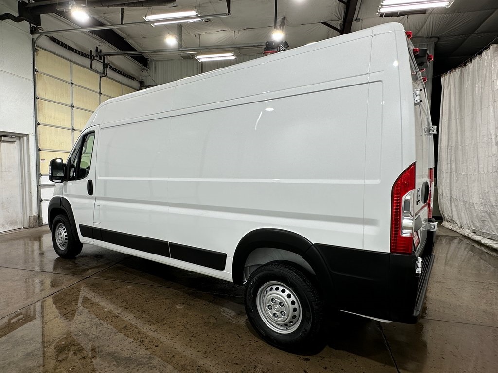2025 Ram ProMaster 2500 Cargo Van photo 4