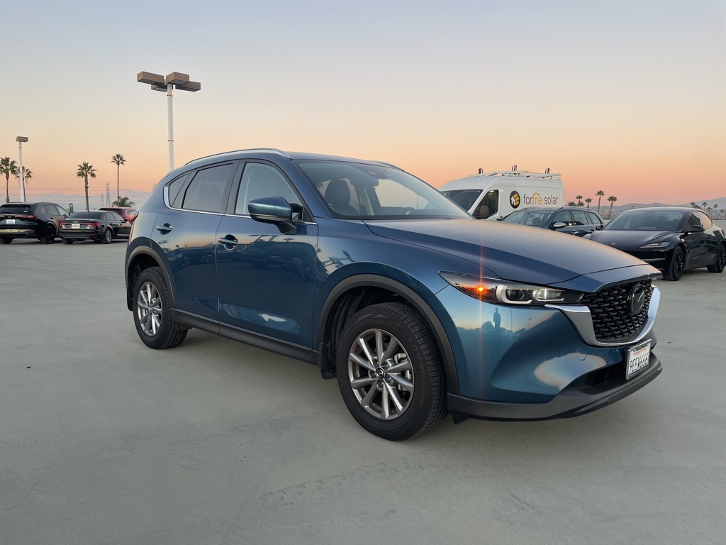2023 Mazda CX-5 S Select Package's photo