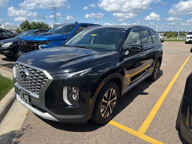 Used 2022 Hyundai Palisade SEL with VIN KM8R2DHE5NU354018 for sale in Shakopee, Minnesota