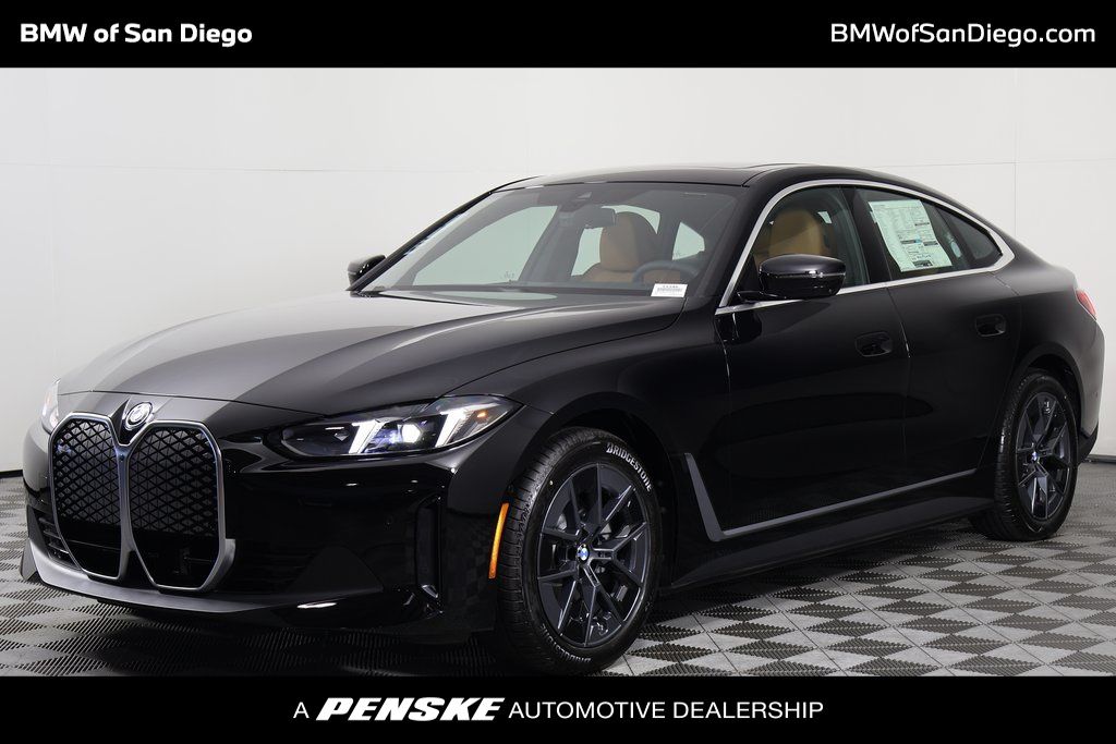 2025 BMW i4 40's photo