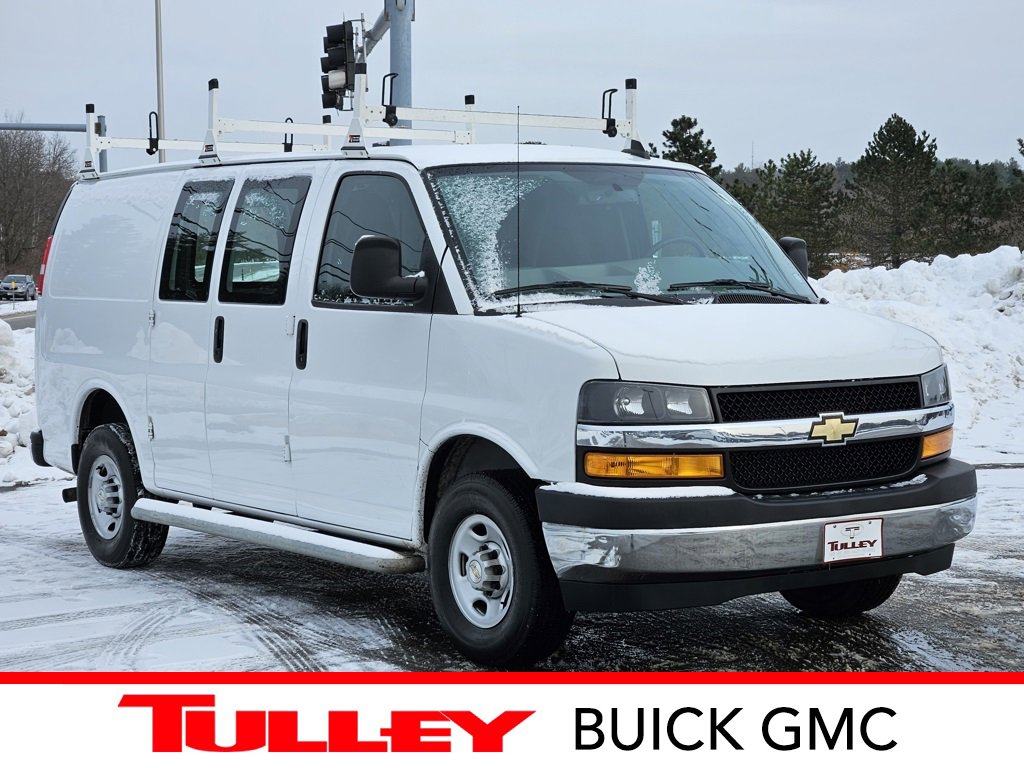2022 Chevrolet Express Cargo Work Van's photo