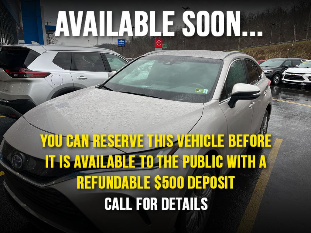 2024 Toyota Venza XLE's photo