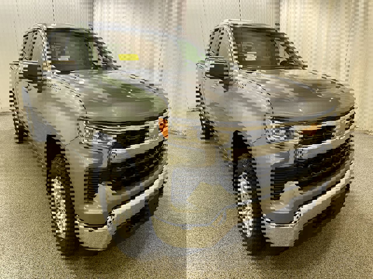 2025 Chevrolet Silverado 1500 LT's photo