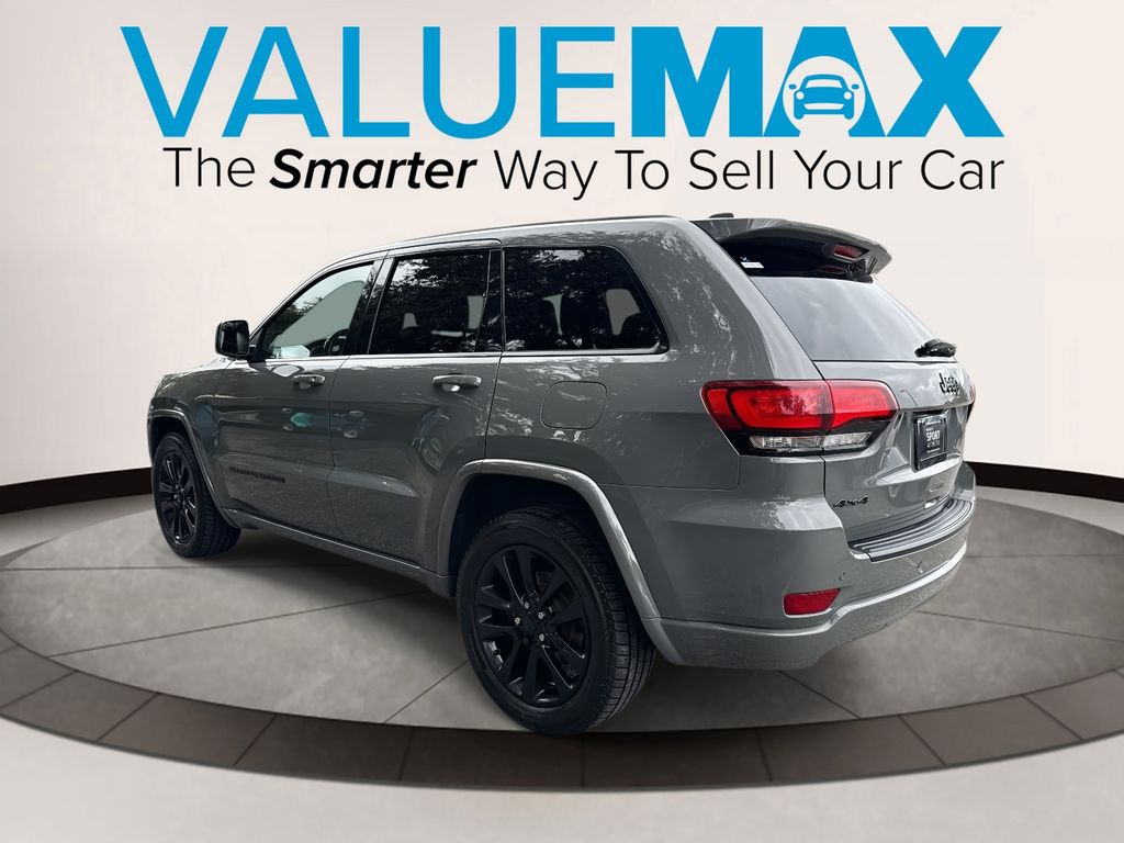 2019 Jeep Grand Cherokee Altitude photo 4