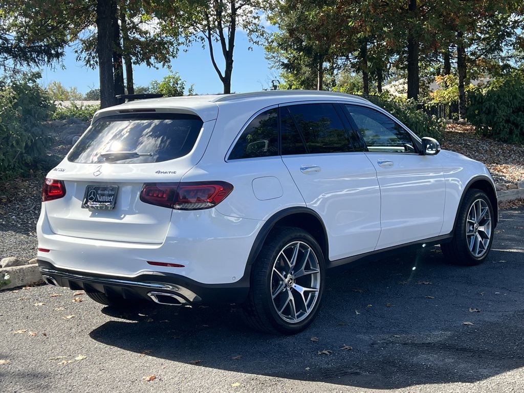 2022 Mercedes Benz GLC 300 4MATIC photo 2