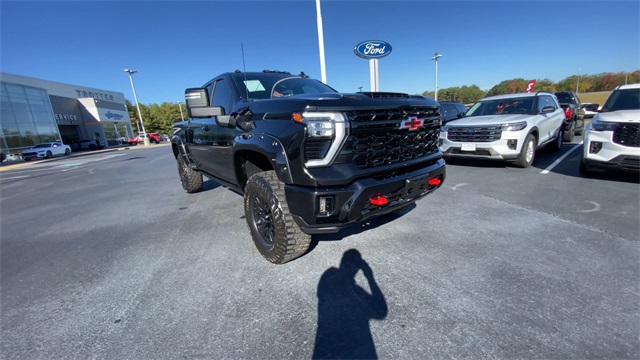 Certified 2024 Chevrolet Silverado 2500HD ZR2 with VIN 1GC4YYEY1RF318131 for sale in Little Rock