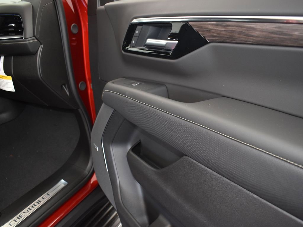 2025 Chevrolet Tahoe Premier photo 22