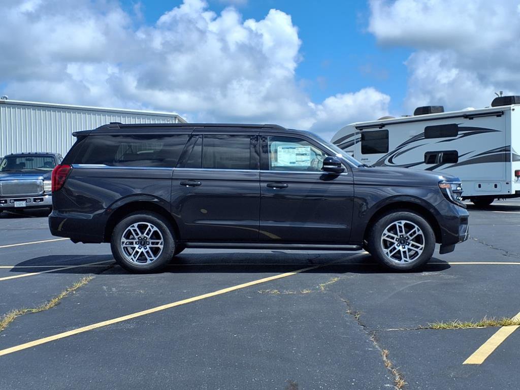 2025 Ford Expedition MAX EL photo 2
