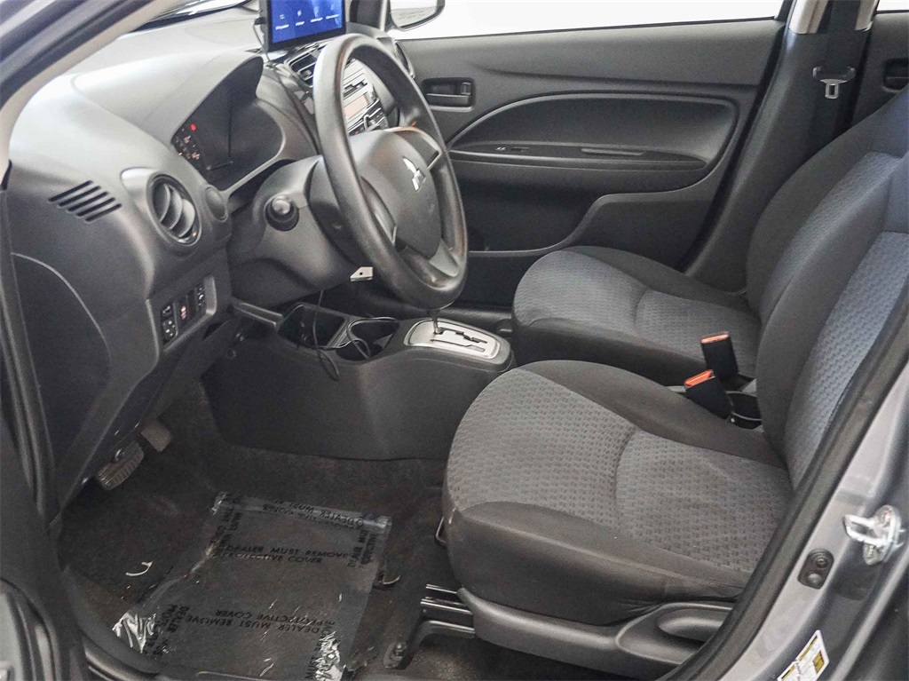 2017 Mitsubishi Mirage ES photo 16