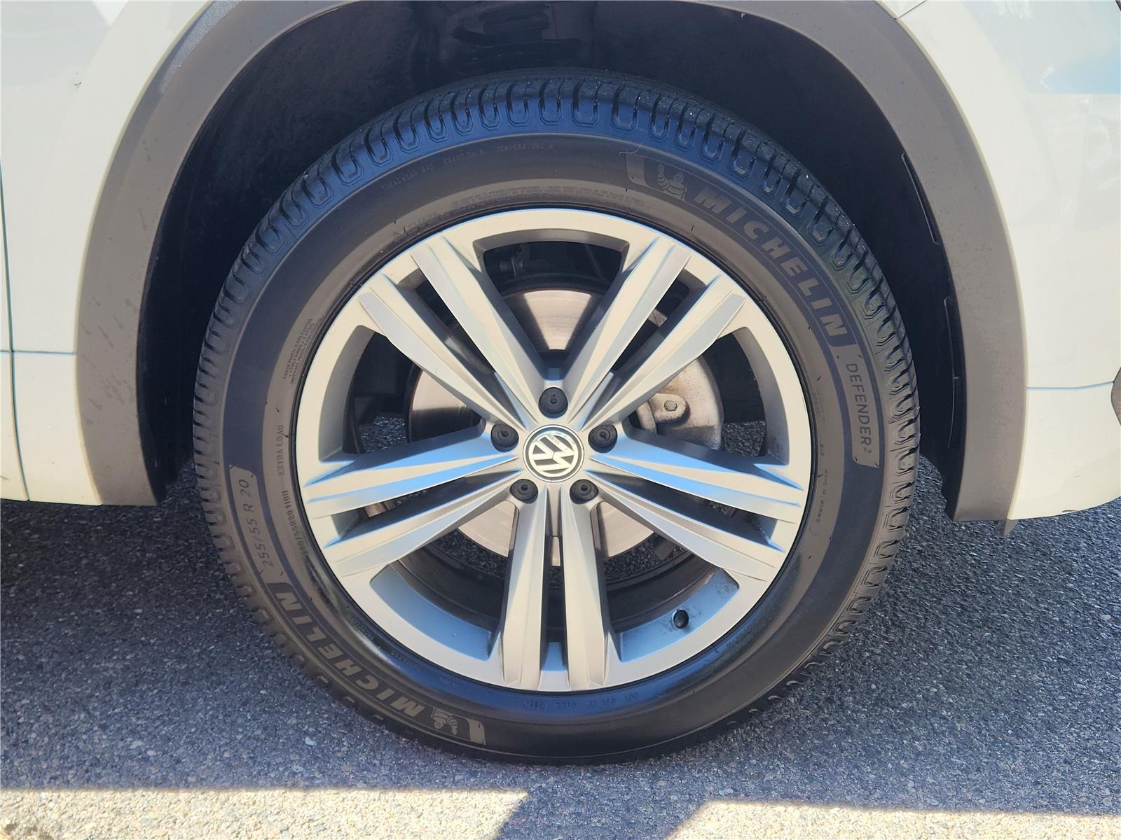 2019 Volkswagen Atlas V6 SEL R-Line photo 15