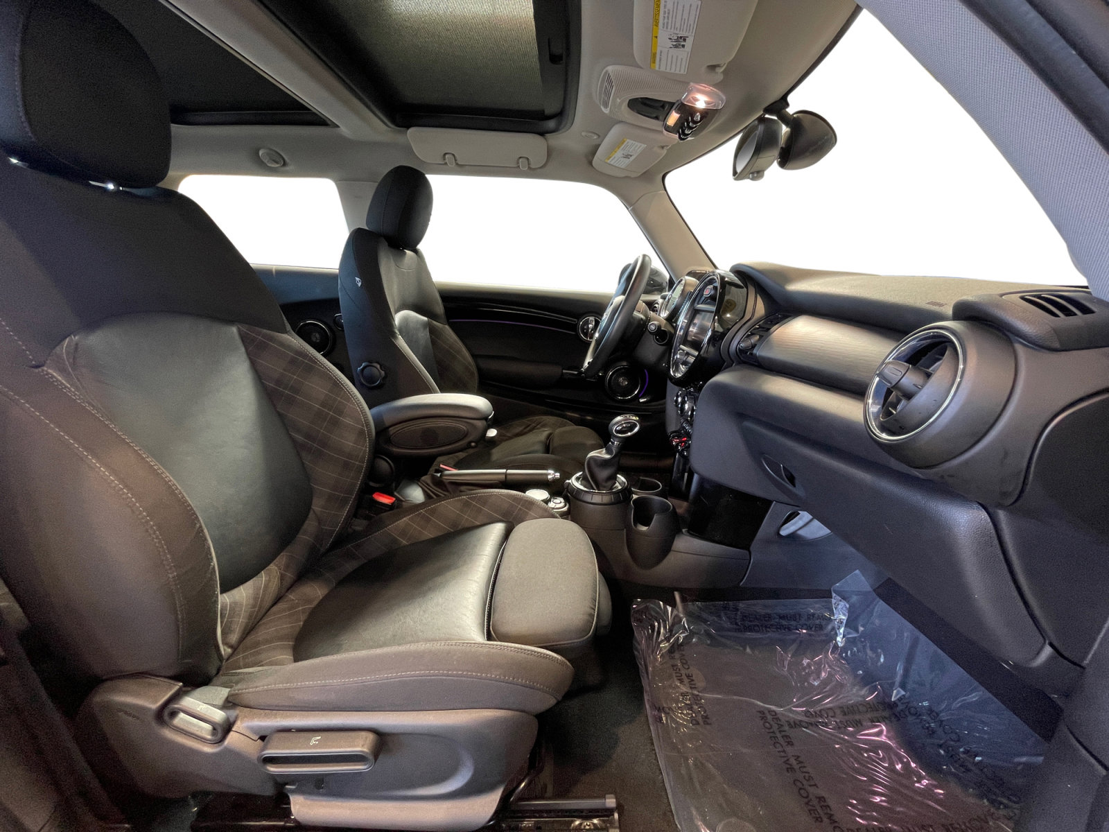 Used 2015 MINI Cooper S with VIN WMWXP7C52F2A34416 for sale in Kansas City