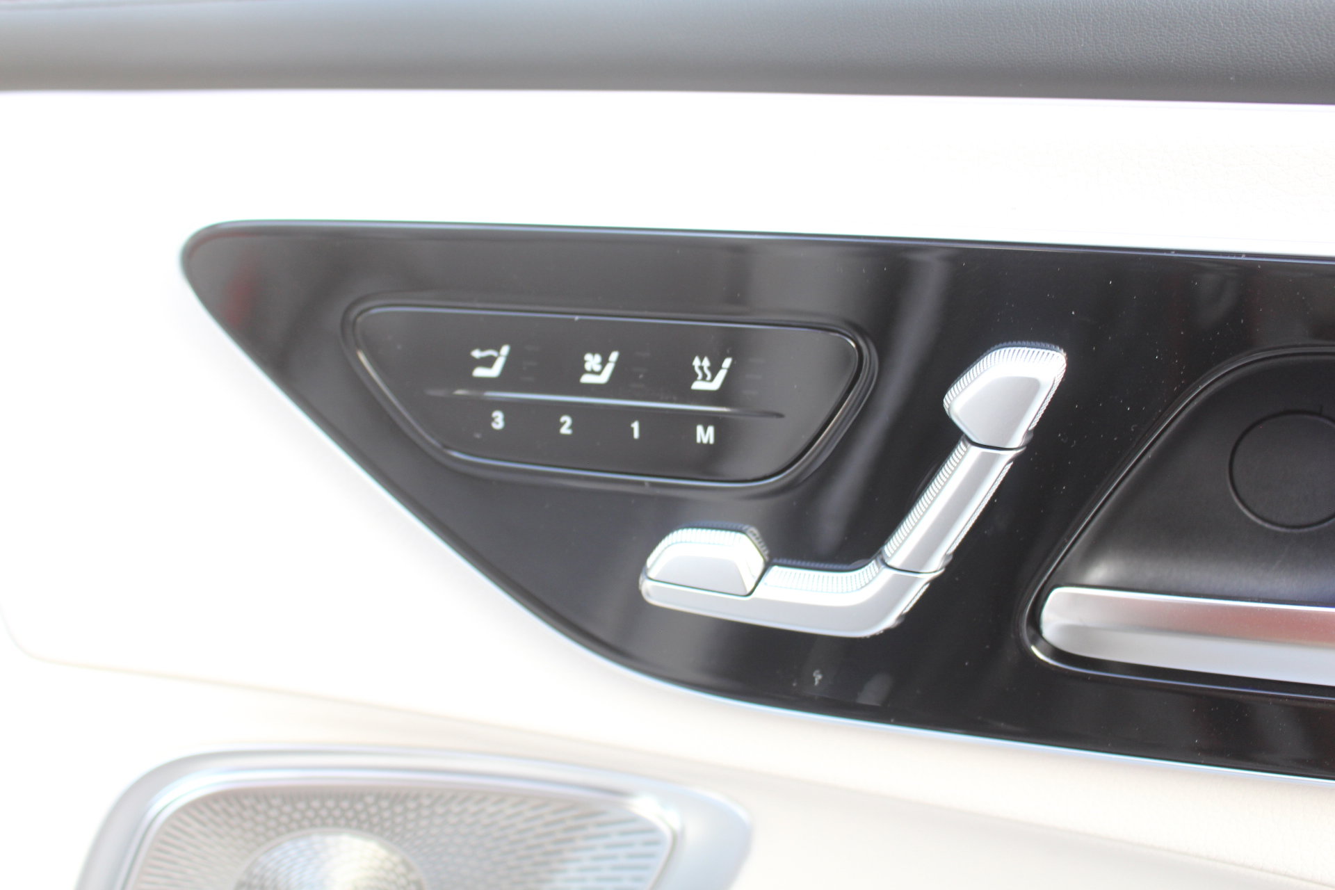 2026 Mercedes Benz CLE 300 4MATIC photo 17