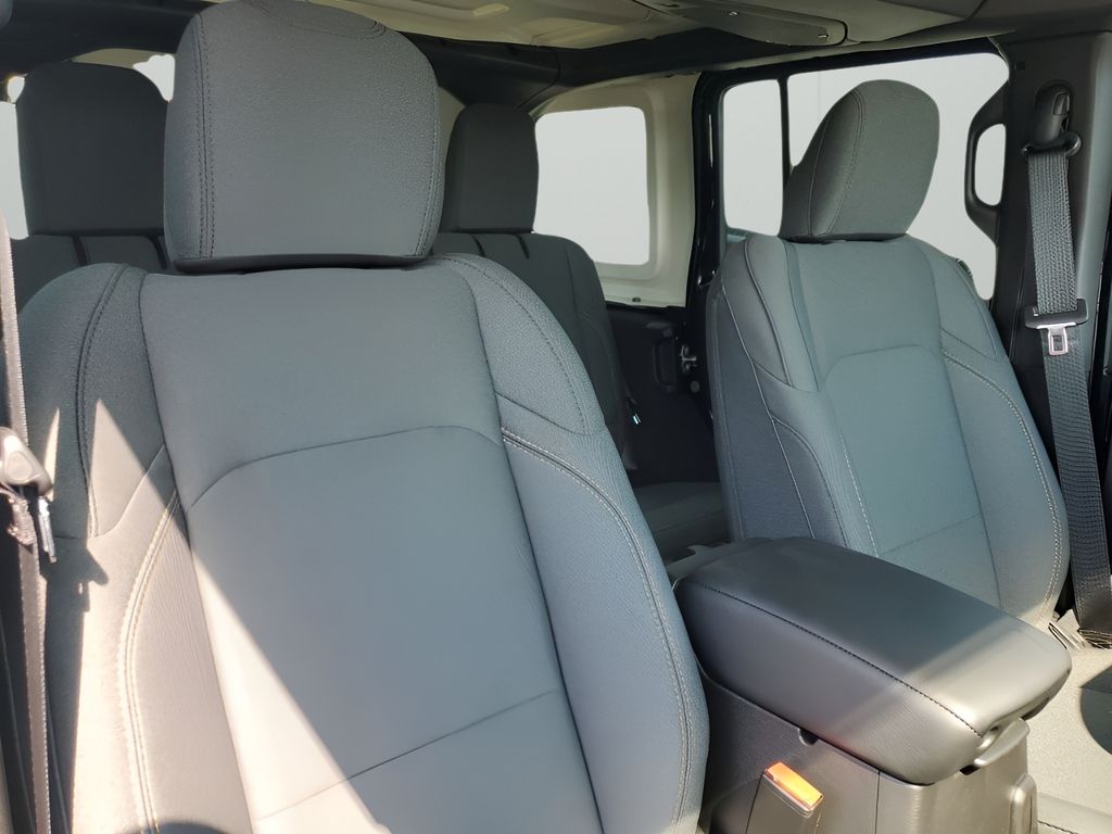 2025 Jeep Wrangler Sport photo 14