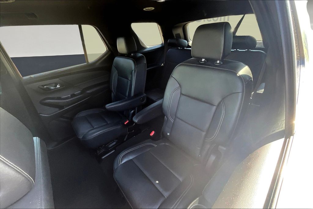 2022 Chevrolet Traverse Leather photo 19