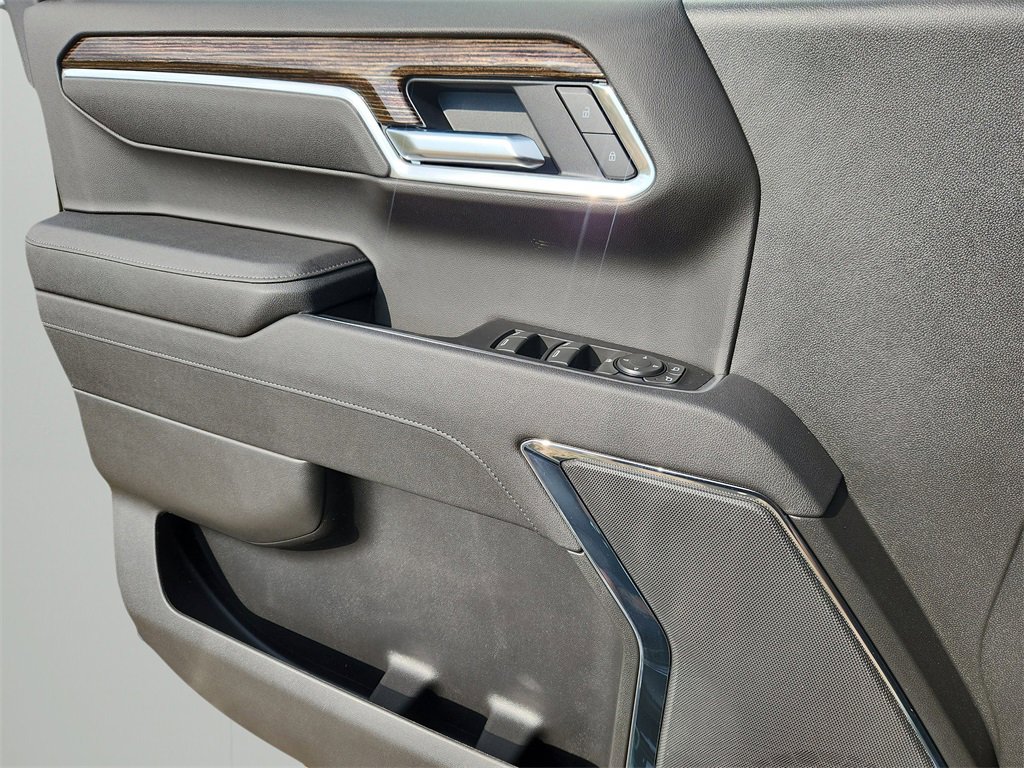 2025 Gmc Sierra 1500 SLE photo 6