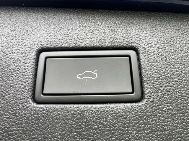2022 Volkswagen Tiguan SE photo 7