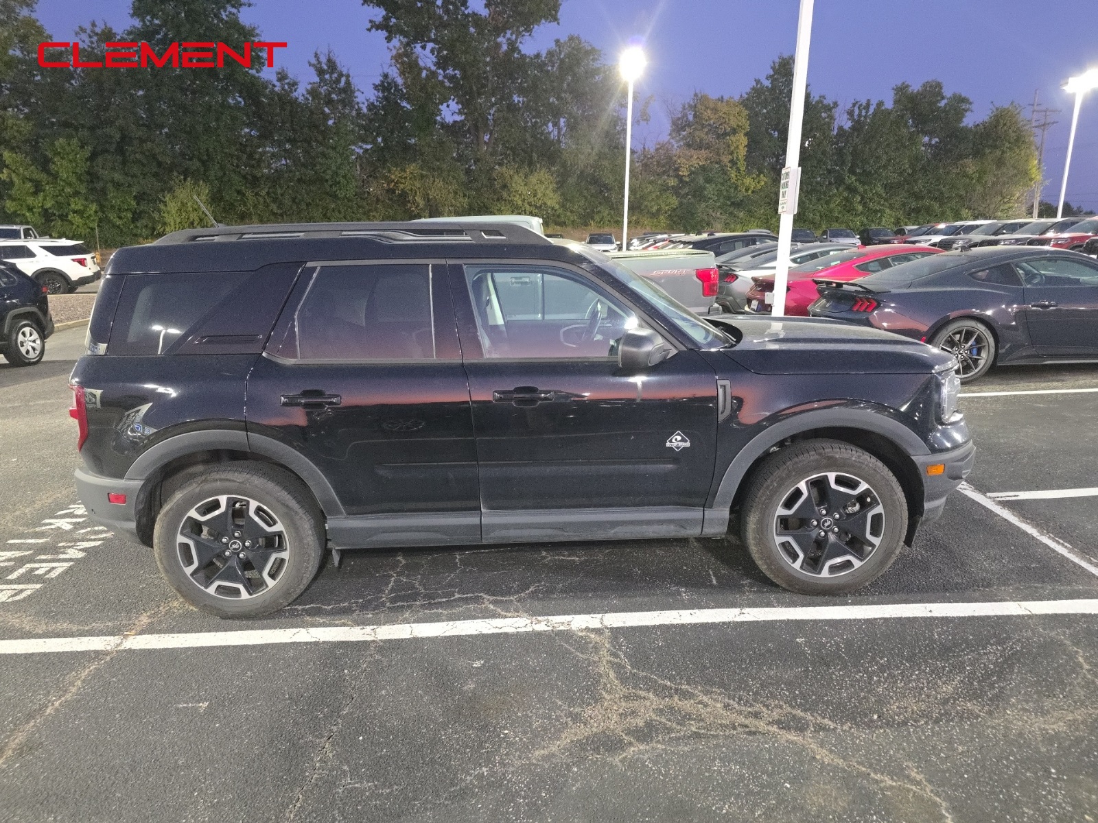 2023 Ford Bronco Sport Outer Banks photo 2